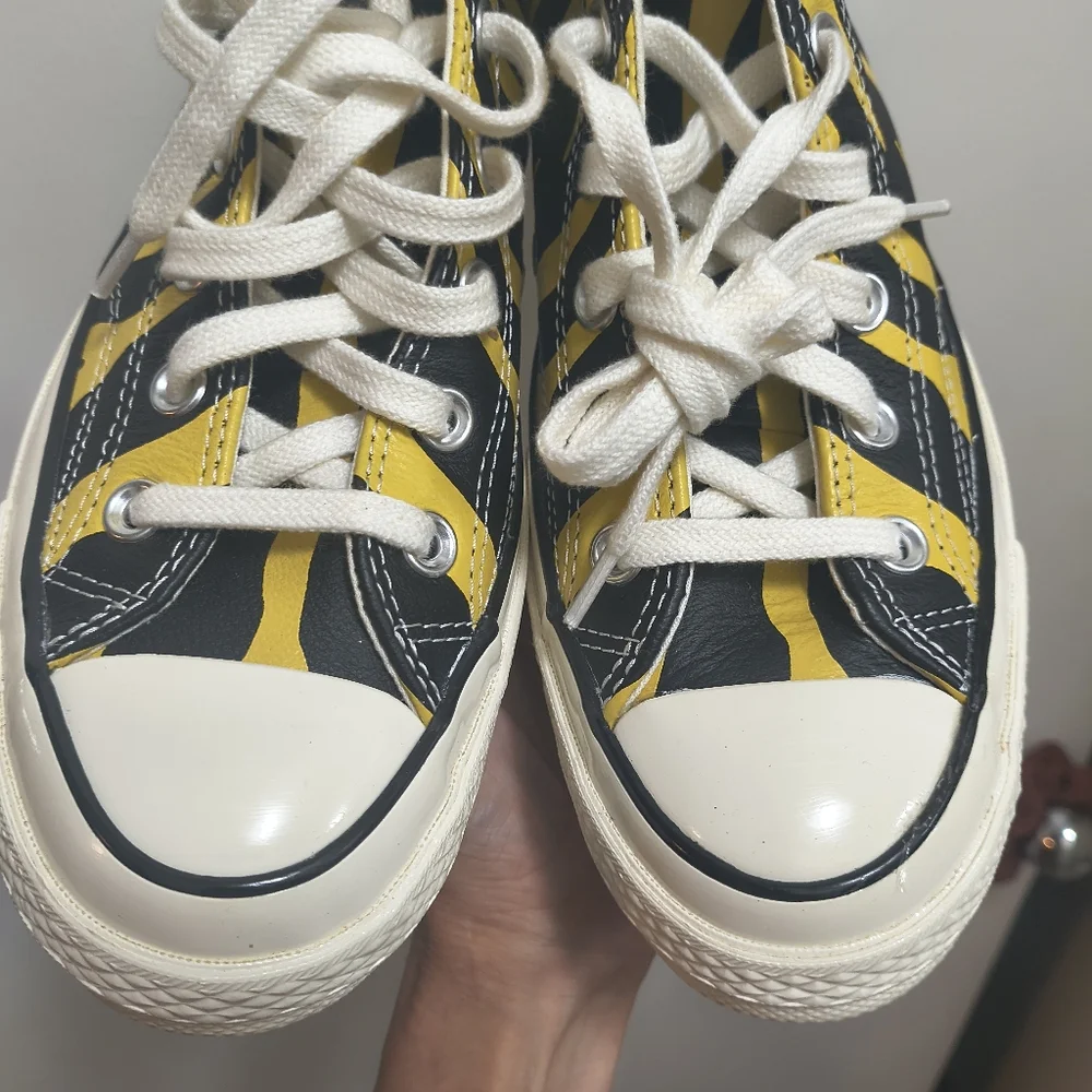 Converse Chuck Taylor Retro 70 Hi Vivid Black Yellow Sulfur Zebra Leather 8 NWT - Picture 10 of 14